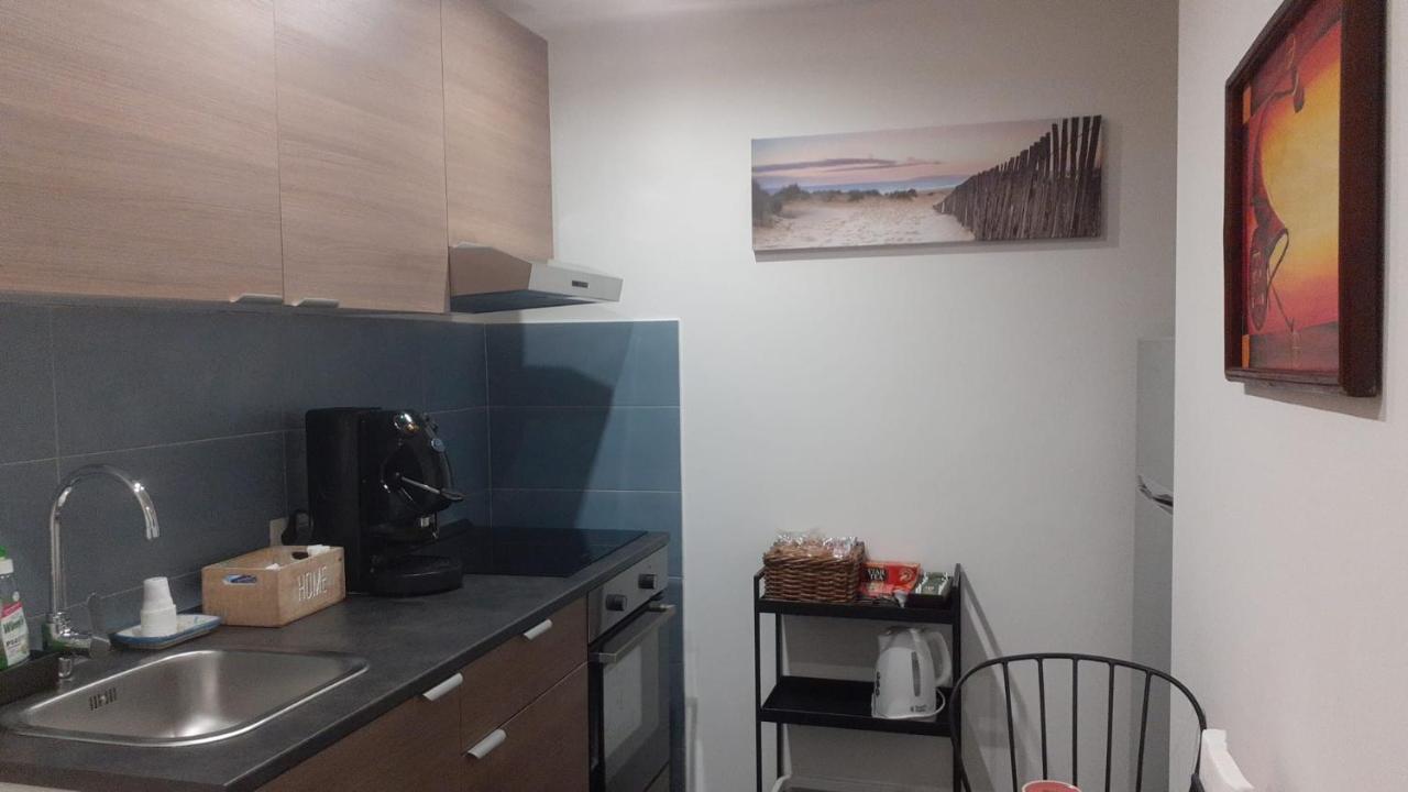 Hotel New Little House Napoli Esterno foto